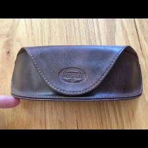 Sunglasses case - brown leather - Fossil